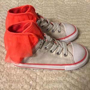 Brand New Toddler Girls Coverse